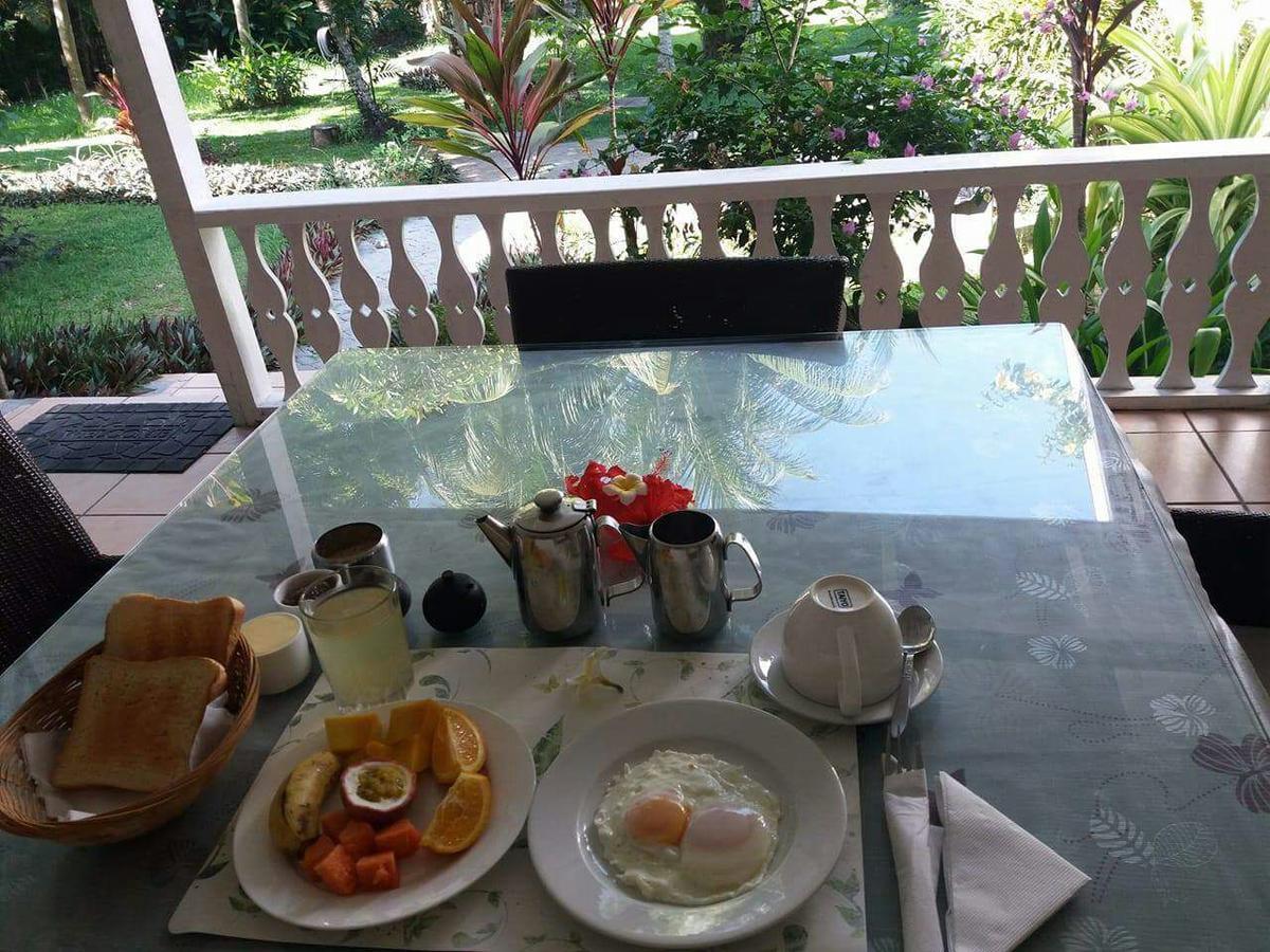 Beau Vallon Bungalows Екстер'єр фото