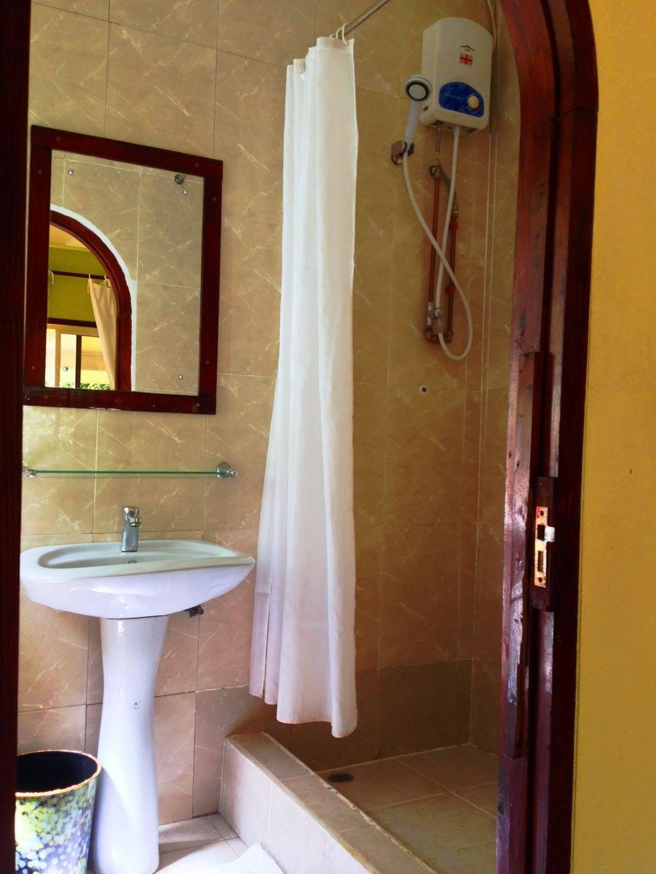 Beau Vallon Bungalows Екстер'єр фото
