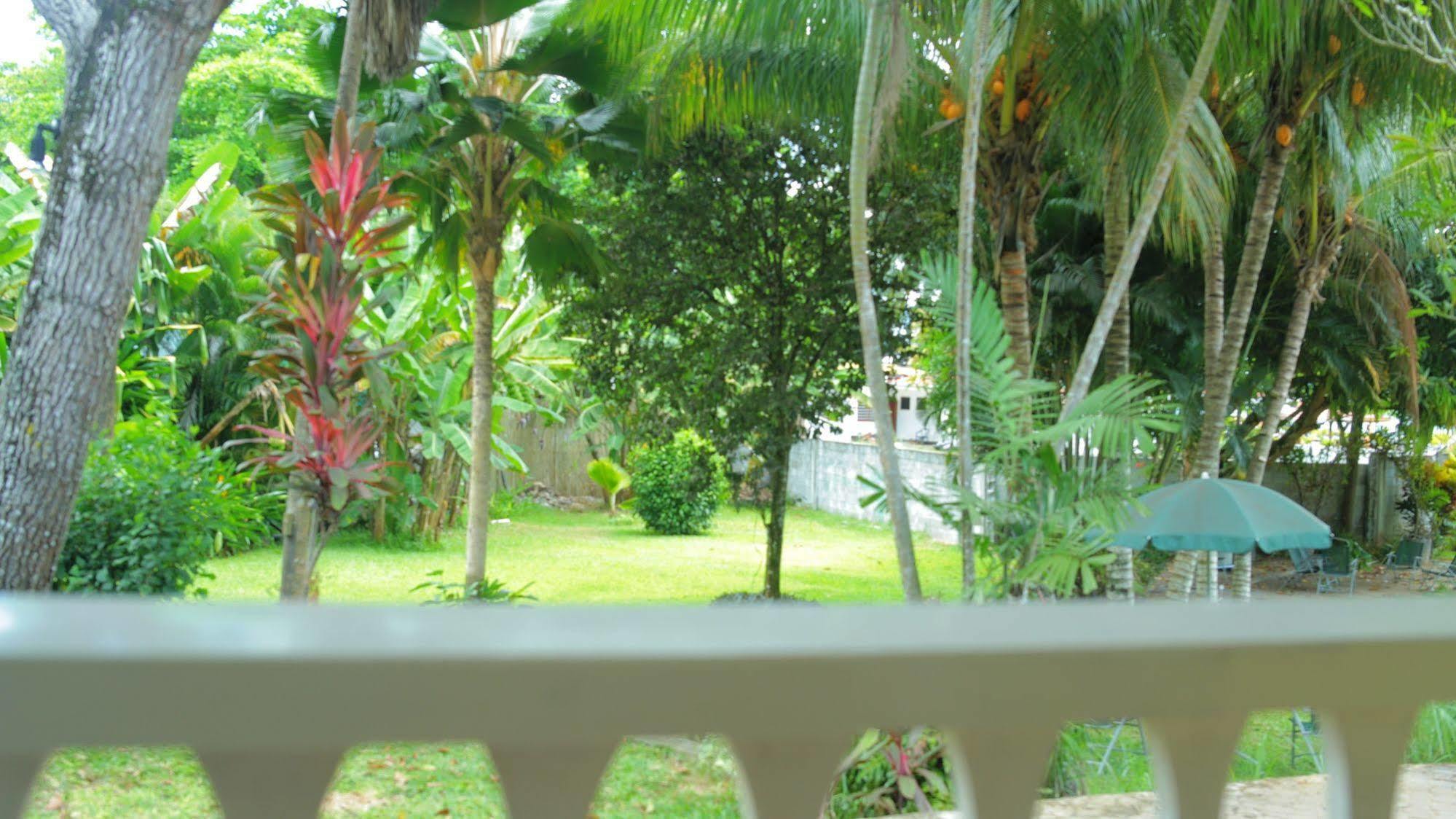 Beau Vallon Bungalows Екстер'єр фото